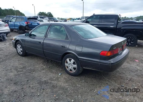 2000 Toyota Camry Le z USA, uszkodzony, nr VIN 4T1BG22K3YU761474
